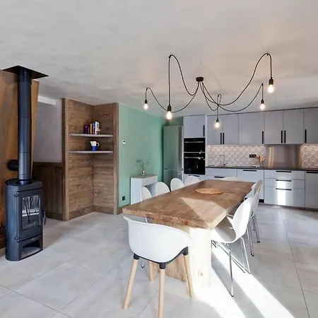 Apartamento 10 Personnes Proche Pistes Et Commerces Belle Vue